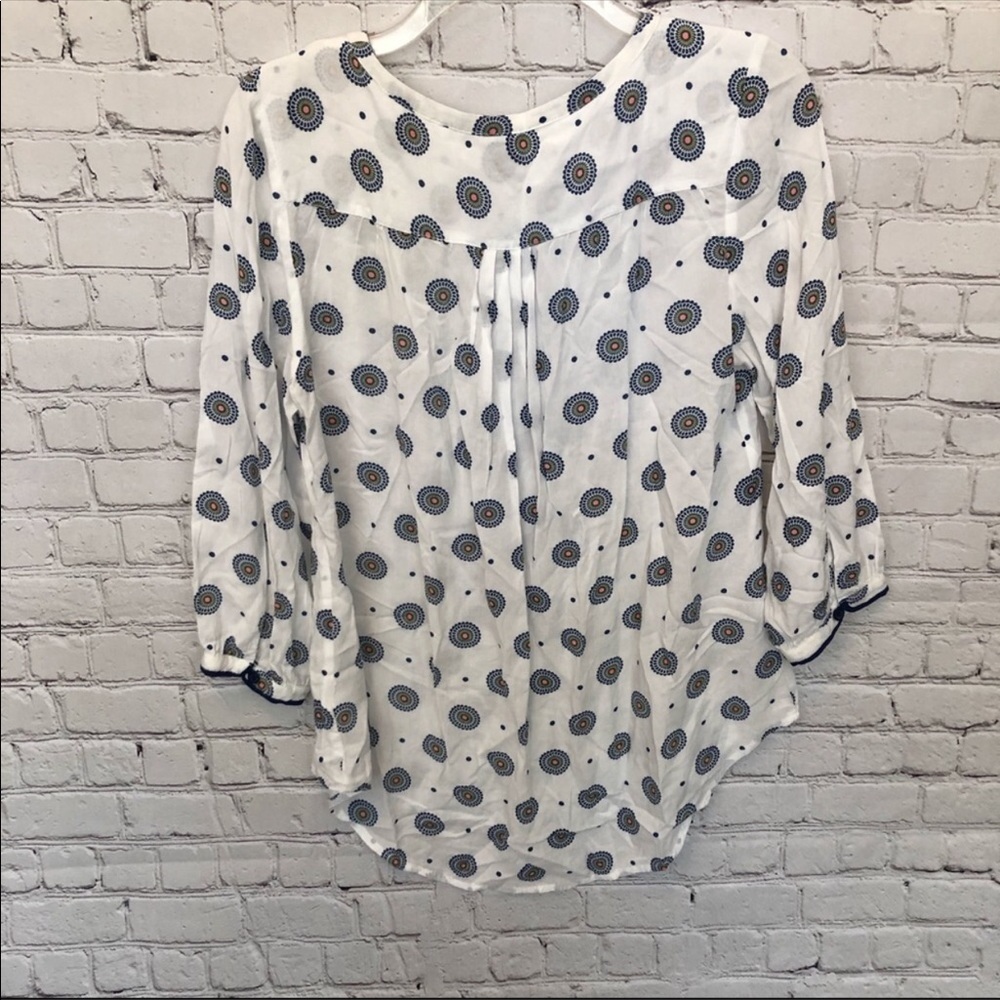 jcpenney / High low button up Blouse - Picture 2 of 5
